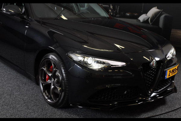 Alfa Romeo Giulia 2.0T B-Tech / AUT / Acc / Open Panoramadak / Navi / Camera / Leder / Memory / Isofix / Pdc / BREMBO / 19 Inch