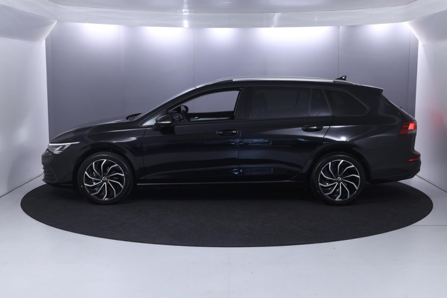 Volkswagen GOLF Variant 1.5 TSI Life Business 130 pk | Verlengde garantie | Navigatie | Parkeersensoren | Achteruitrijcamera | Stoelverwarming |