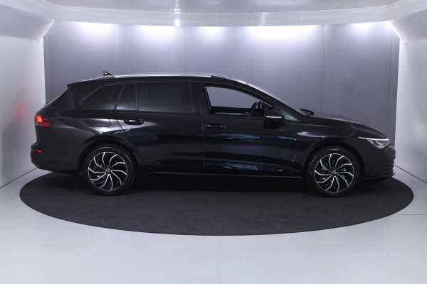 Volkswagen GOLF Variant 1.5 TSI Life Business 130 pk | Verlengde garantie | Navigatie | Parkeersensoren | Achteruitrijcamera | Stoelverwarming |