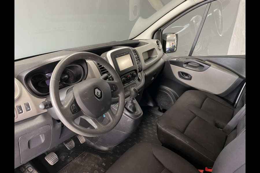 Renault Trafic 1.6 dCi T29 L2H1 Comfort | Navi | Trekhaak | 3-pers