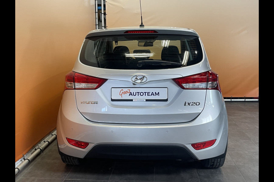 Hyundai ix20 1.6i aut camera stuurv stoelv