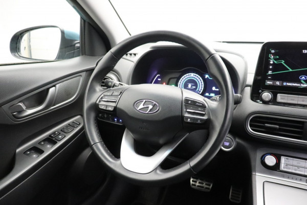 Hyundai KONA ELECTRIC EV Fashion 64 kWh (18.000,- NA SUBSIDIE) - Camera, Trekhaak
