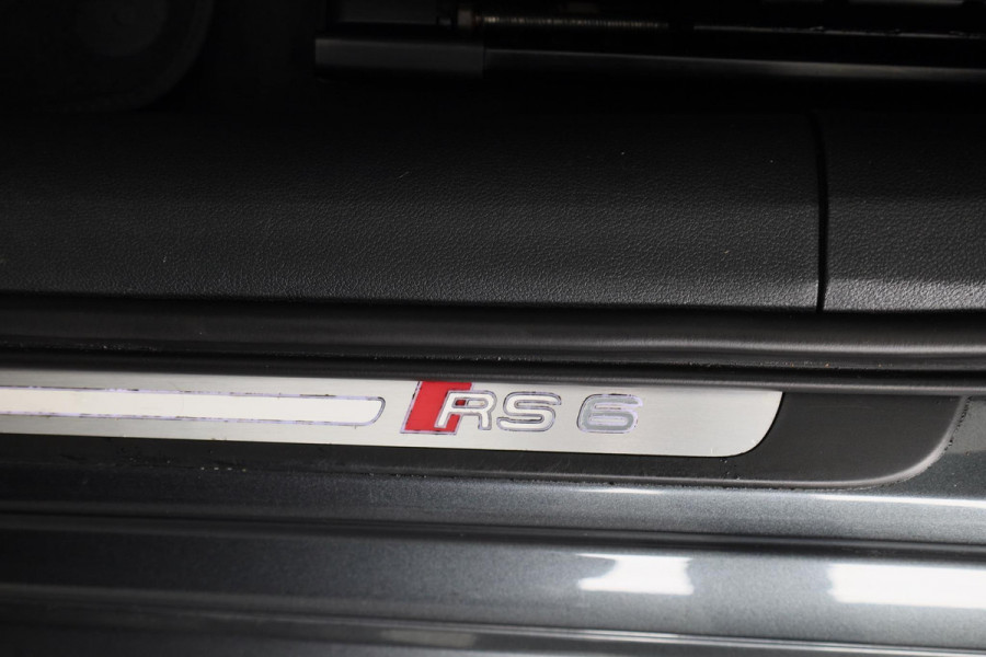 Audi RS6 Avant 4.0 TFSI quattro performance Pro Line Plus Panoramadak |
