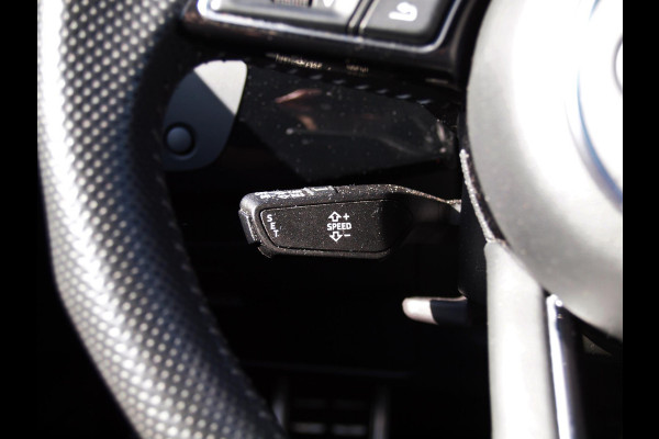 Audi A5 Sportback 35 TFSI Sport S-line black edition | 38.000km | Virtual cockpit | Full-map Navigatie