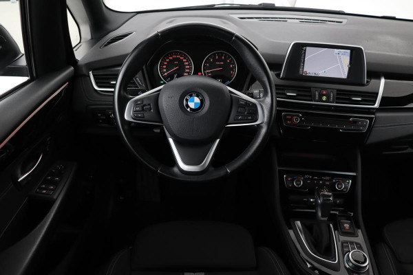 BMW 2 Serie Active Tourer 225xe Sport Line | 2e eigenaar | Navigatie | Full LED | Keyless | Sportstoelen | Climate control | Cruise control | PDC | Bluetooth