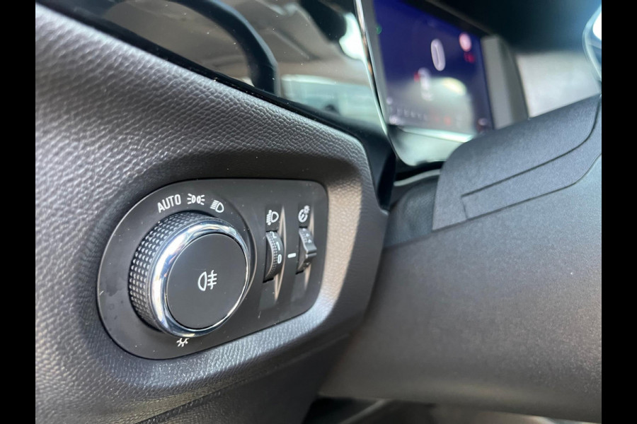 Opel Corsa 1.2 5D Elegance - Climate - Navi - Camera - Parkeerhulp - V.Cockpit