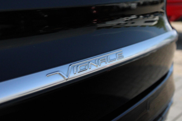 Ford Mondeo Wagon 2.0 IVCT HEV Vignale | Stoelverwarming + koeling | Full leder |  Elektrische achterklep | Navigatie | Camera