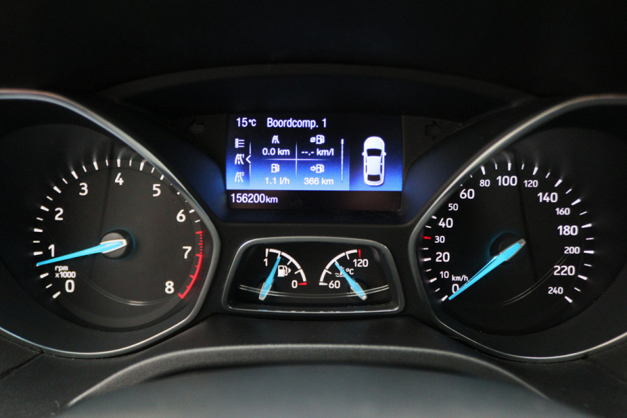 Ford FOCUS Wagon 1.5 ST-Line Climate, Cruise, Camera, PDC, Apple CarPlay, Navigatie, Trekhaak, 17''