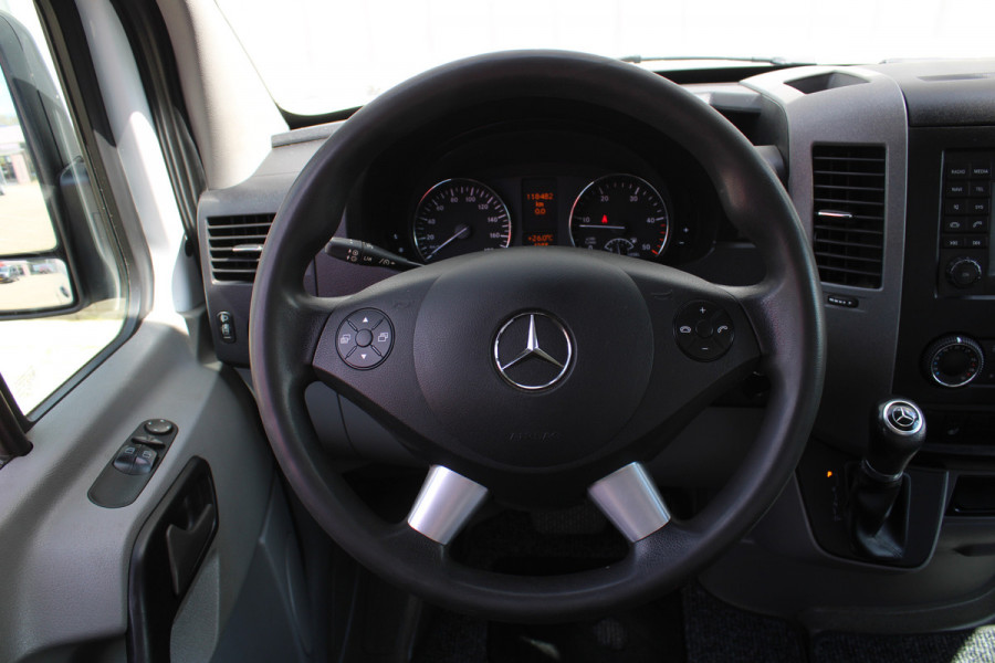 Mercedes-Benz Sprinter 516 2.2 CDI 366 | Airco | Trekhaak | 3 zits | Camera | Navi | Automaat |