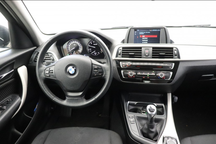 BMW 1-serie 116I 5 deurs Executive - Clima, Cruise