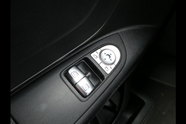 Mercedes-Benz Vito 111 CDI Lang ,airco , navigatie ,3 zits, trekhaak