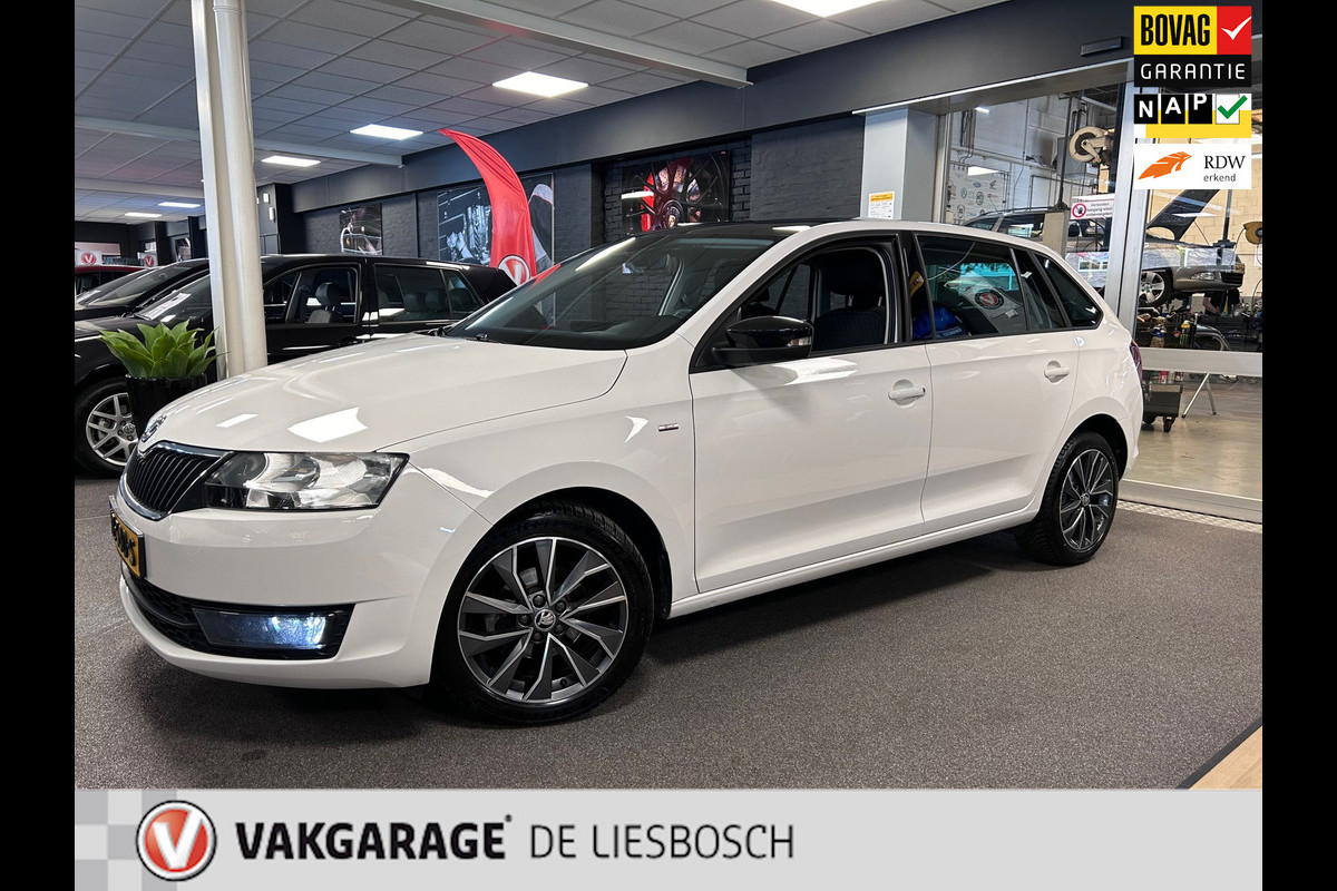 Škoda Rapid Spaceback 1.2 TSI Greentech Drive/Panorama-dak/Navigatie/pdc/stoelverwarming