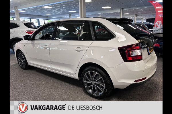 Škoda Rapid Spaceback 1.2 TSI Greentech Drive/Panorama-dak/Navigatie/pdc/stoelverwarming