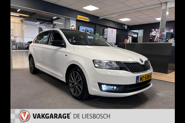 Škoda Rapid Spaceback 1.2 TSI Greentech Drive/Panorama-dak/Navigatie/pdc/stoelverwarming