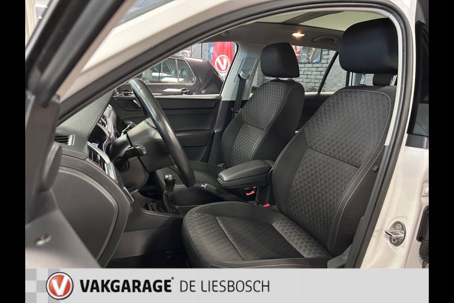 Škoda Rapid Spaceback 1.2 TSI Greentech Drive/Panorama-dak/Navigatie/pdc/stoelverwarming