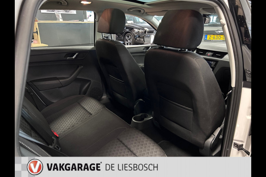 Škoda Rapid Spaceback 1.2 TSI Greentech Drive/Panorama-dak/Navigatie/pdc/stoelverwarming