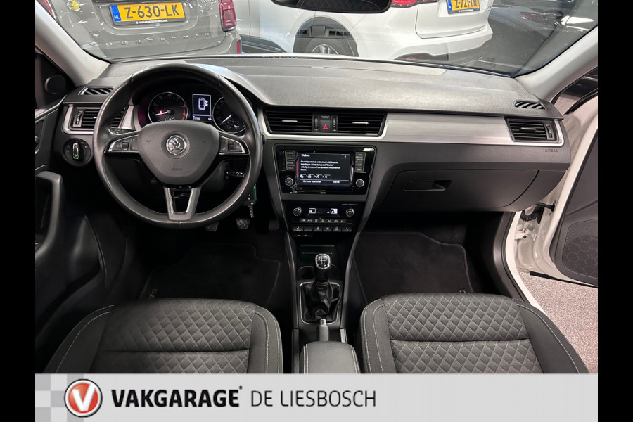 Škoda Rapid Spaceback 1.2 TSI Greentech Drive/Panorama-dak/Navigatie/pdc/stoelverwarming