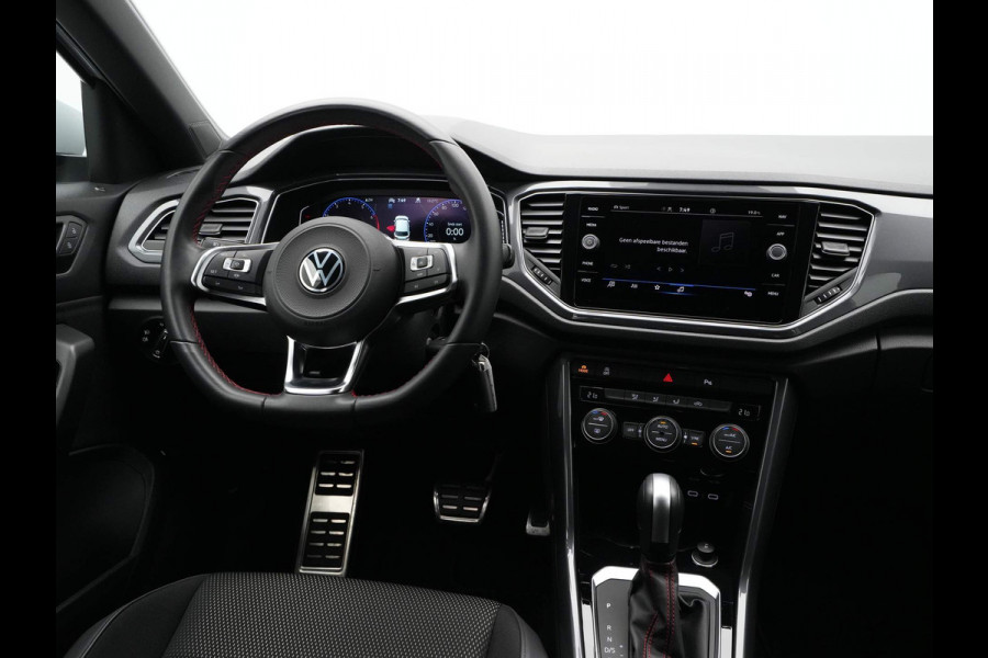 Volkswagen T-Roc 1.5 TSI 150pk DSG Sport R-Line Navigatie Acc Led Virtual Cockpit 107