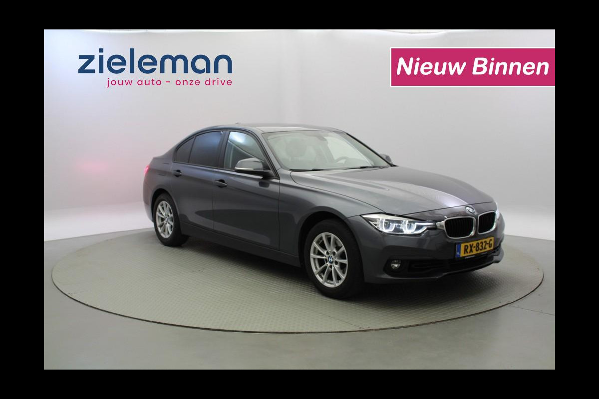 BMW 3 Serie 318i Sedan Executive Sport Automaat - Trekhaak, LED,