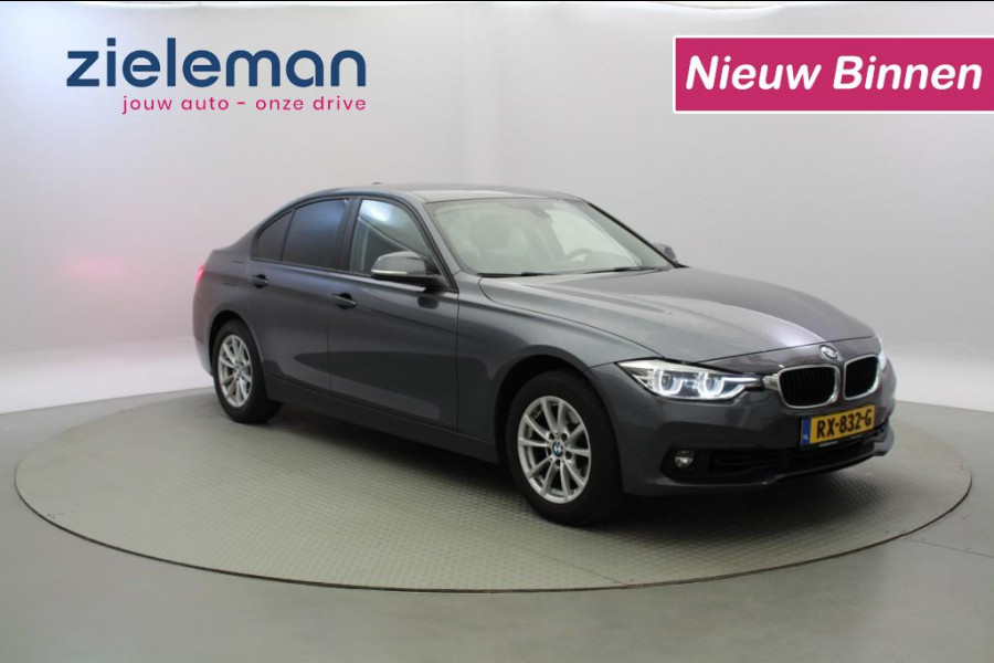 BMW 3 Serie 318i Sedan Executive Sport Automaat - Trekhaak, LED,