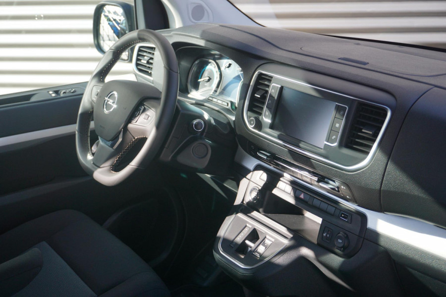 Opel Vivaro-e Innovation Dubbele Cabine 75 kWh | 6 zitplaatsen | zeer luxe uitvoering  | trekhaak