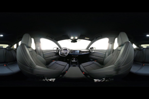 Audi Q4 Sportback e-tron 40 Advanced edition 77 kWh 204pk | Trekhaak | 21 inch lichtmetalen velgen | Parkeercamera | Optiekpakket zwart