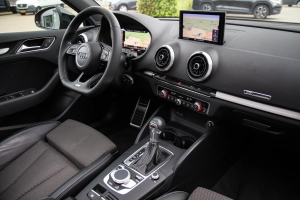 Audi A3 Sportback 40 TFSI Pro Line S S-line Facelift 190pk S-Tronic! NL|1e|DLR|Panoramadak|Virtual Cockpit|LED Matrix|Black|19inch