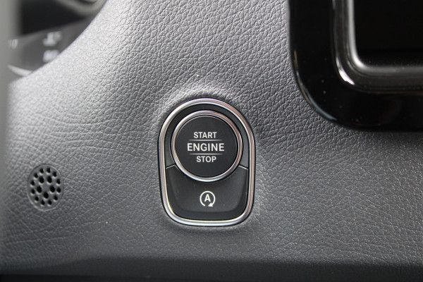 Mercedes-Benz Sprinter 317CDI L3H2 - 10" Mbux Navi - LED - Betimmering - Camera - Trekhaak - Geveerde stoel - Blind spot - Rijklaar
