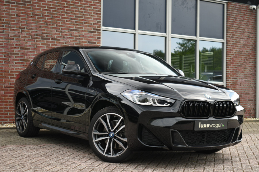 BMW X2 xDrive25e 220pk M-Sport ACC Camera El-Klep 19inch Shadowline