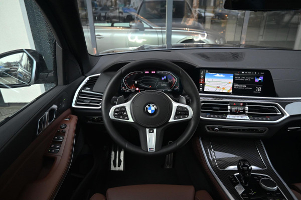BMW X5 xDrive40i *M-Sport / Panorama Sky Lounge / Massage / HUD / Keyless / Luchtvering*