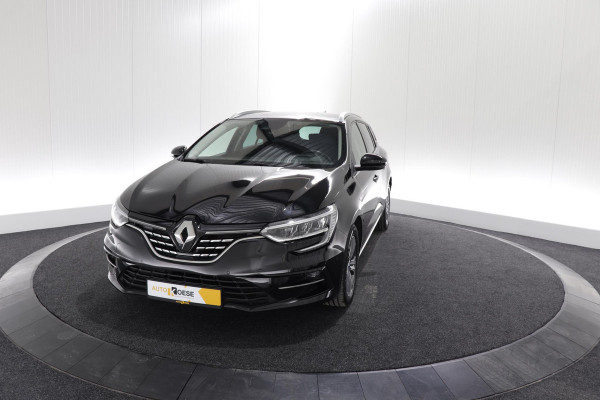 Renault MEGANE Estate 1.6 E-Tech Plug-In Hybrid 160 Intens | Camera | Dodehoekdetectie | Head-Up Display | Apple Carplay