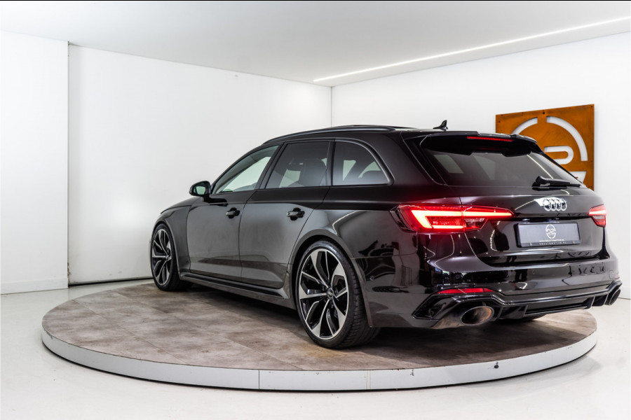 Audi RS4 Avant 2.9 TFSI RS 4 Quattro Pro Line+ 451PK | Dynamic+ | Keramisch | Pano | Matrix | Ambient | VOL! 12 MND Garantie