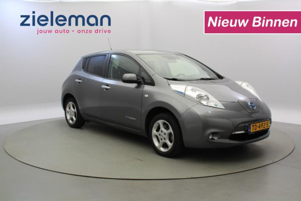 Nissan Leaf Acenta 30 kWh - Navi, Camera, Stoelverw. (10.000 NA SUBSIDIE)