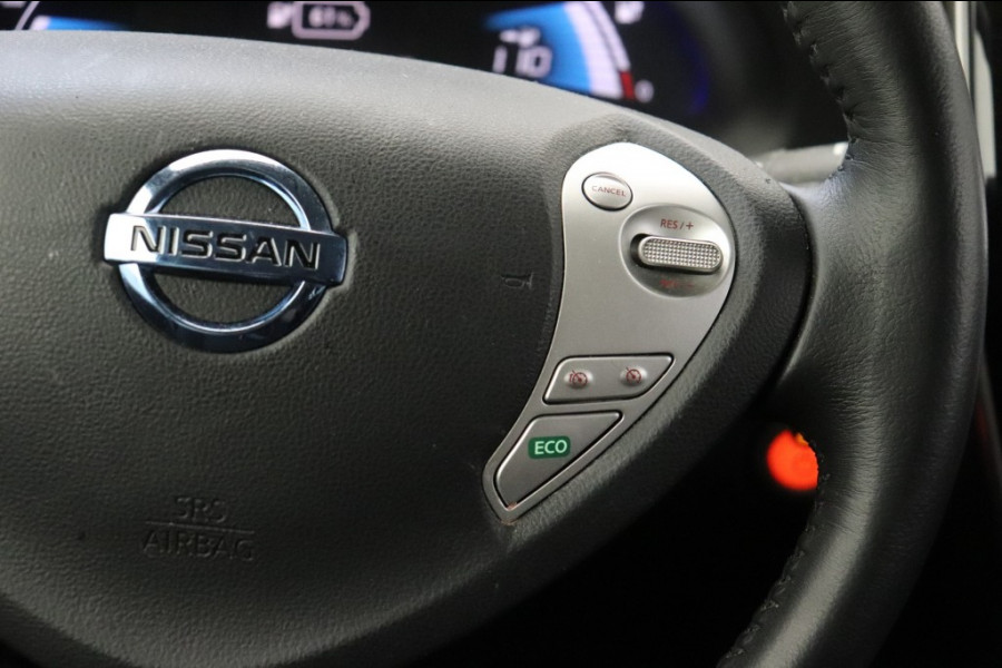 Nissan Leaf Acenta 30 kWh - Navi, Camera, Stoelverw. (10.000 NA SUBSIDIE)