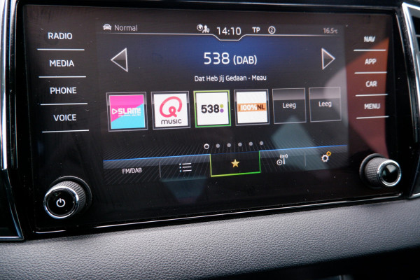 Škoda Karoq 1.5 TSI ACT Style LED | Elek. Trekhaak | Carplay | Camera | PDC