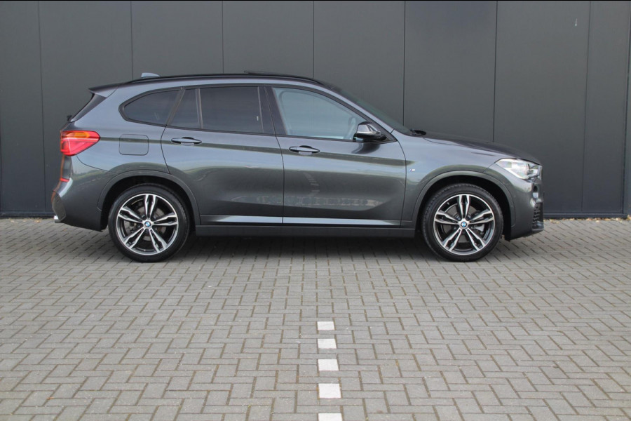BMW X1 SDrive20i | M-sport | Pano | Leder | Harman & Kardon