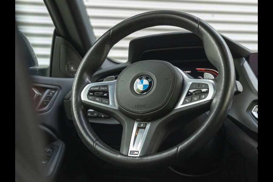 BMW 2 Serie Gran Coupé M235i xDrive - Pano - Harman Kardon - ACC - Memoryzetel - Head-Up