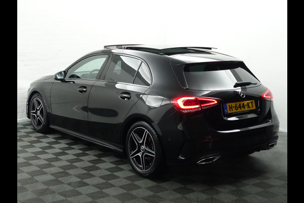 Mercedes-Benz A-Klasse 180 AMG Night Edition Aut- Panodak I Sport Interieur I Xenon Led I Camera I Stoelverwarming I Navi