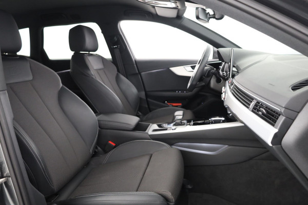 Audi A4 Avant 35 TFSI S-Line Competition 150 pk S-Tronic | Verlengde garantie | Navigatie | Parkeersensoren | LED koplampen | S-Line |