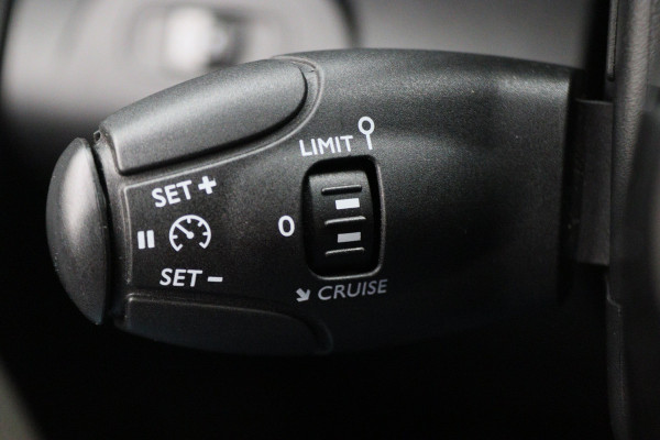 Peugeot Partner 1.5 BlueHDI Asphalt Long Automaat 3-Zits, Camera, Navigatie, Apple CarPlay, Cruise, Airco, DAB