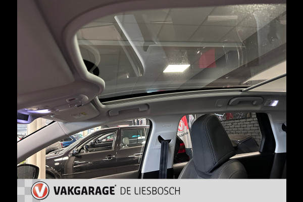 Peugeot 308 SW 1.2 PureTech Blue Lease Executive/pdc v+a/Panorama-dak/Navigatie/cruise-control