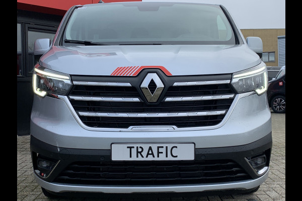 Renault Trafic Exclusive T30 2.0 dCi 150 PK L2H1 17inch velgen, Trekhaak, Apple Carplay