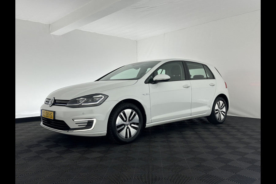 Volkswagen e-Golf (INCL-BTW) *ADAPTIVE-CRUISE | FULL-LED | NAVI-FULLMAP | ECC | PDC | COMFORT-SEATS | 16"ALU*