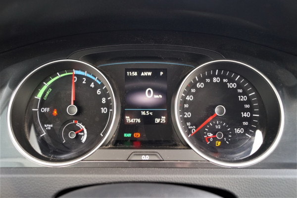 Volkswagen e-Golf 136pk Automaat -NAVI-ACC-LED-ECC-PDC-