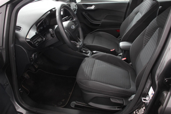 Ford Fiesta 1.0 EcoBoost 125pk Titanium | Navigatie | Apple Carplay/Android Auto | Parkeersensor achter | Cruise Control | Stoel-en stuurverwarming | Verwarmde voorruit | Climate Control