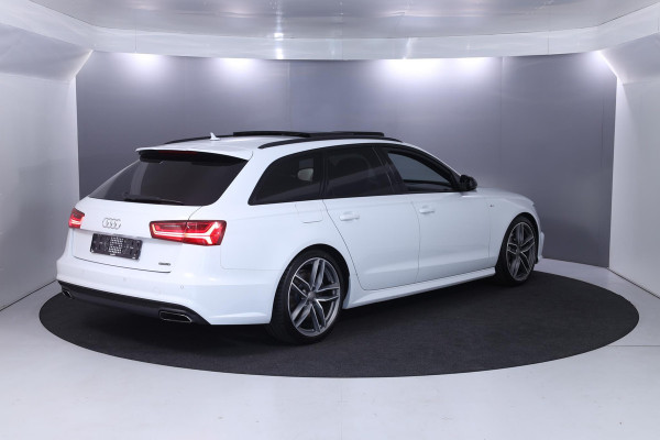 Audi A6 Avant 2.0 TFSI quattro S-Line Edition 252 pk | S-Tronic | Navigatie | Panoramadak | Trekhaak | Parkeersensoren | Stoelverwarming | S-Line |