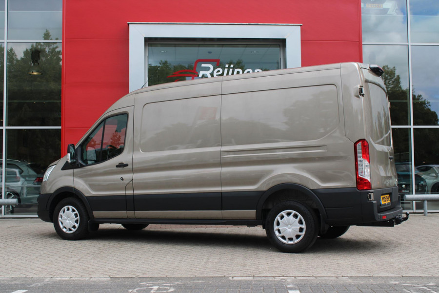 Ford Transit 350 2.0 TDCI 130PK L3H2 TREND | LAADKLEP IDEAAL VOOR CATERING BEDRIJVEN! | ACHTERUIRIJ CAMERA | DAB+ RADIO | TREKHAAK | LANE ASSIST | VERWARMBARE VOORRUIT | APPLE CARPLAY/ANDROID AUTO | 3-ZITS |