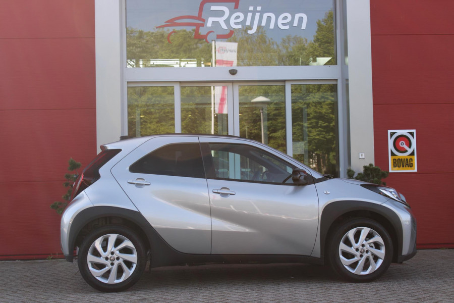 Toyota Aygo X 1.0 VVT-i MT 74PK AUTOMAAT PULSE CABRIO | CABRIODAK  l AIRCO l NAVIGATIE | 17 "INCH LICHTMETALEN VELGEN | ACHTERUITRIJCAMERA | STOELVERWARMING | ADAPTIVE CRUISE CONTROL | CLIMATE CONTROL | DAB+ |