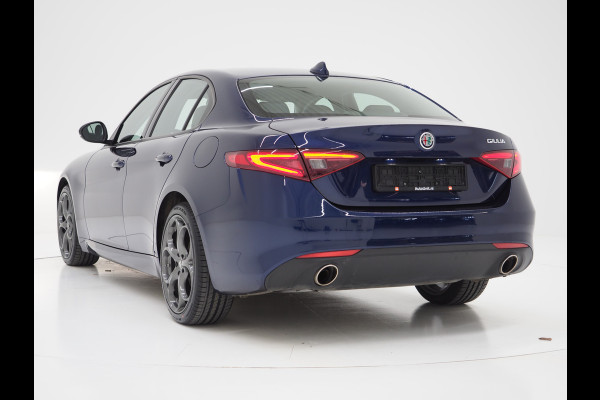 Alfa Romeo Giulia 2.0T 202PK | Navigatie | Climate | Cruise | LED | DAB+