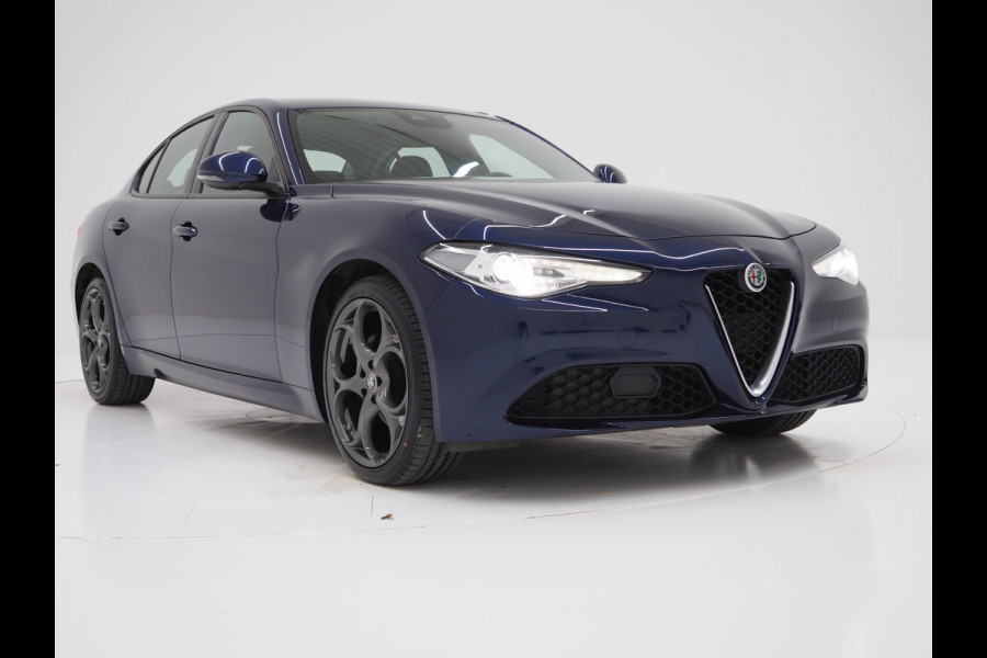 Alfa Romeo Giulia 2.0T 202PK | Navigatie | Climate | Cruise | LED | DAB+